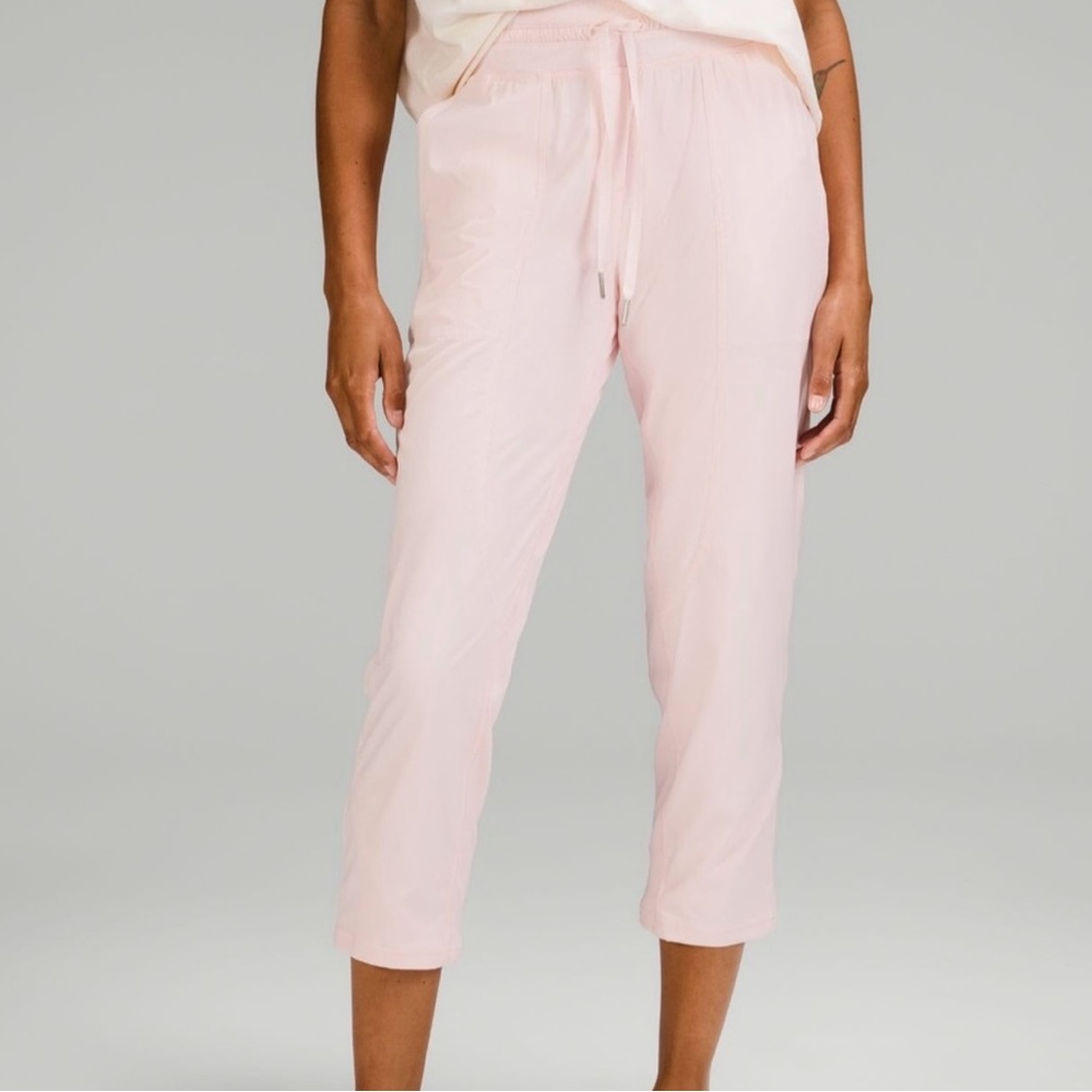 Lululemon Dance Studio Pants Mid-Rise Cropped